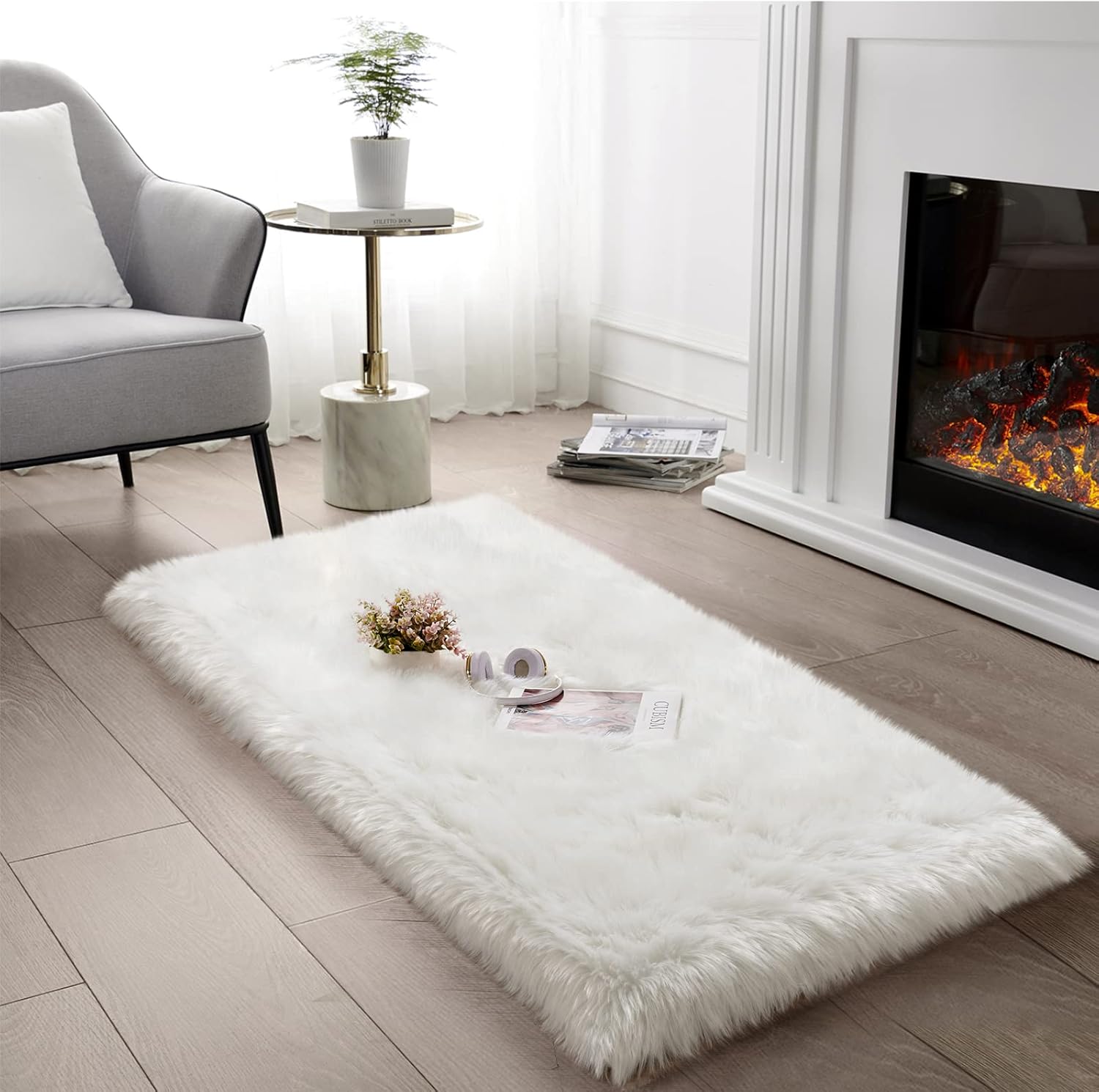 SERISSA Ultra Soft Faux Fur Area Rug Black Fluffy Rug Plush Chair Cover Seat Pad Fuzzy Carpet Furry Beside Rugs for Bedroom Floor Sofa Living Room 2x4 Feet (Rectangular,Black)